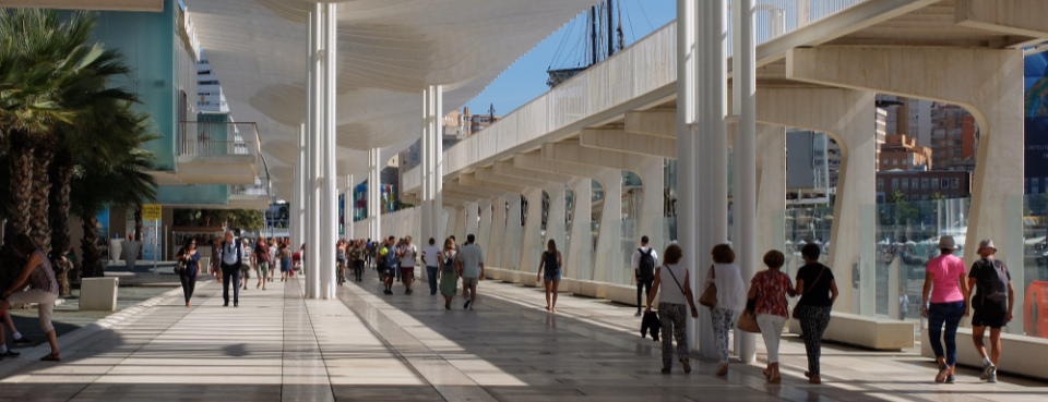Shady waterfront walkway for a Sunday stroll... part of Malaga's restoration programme