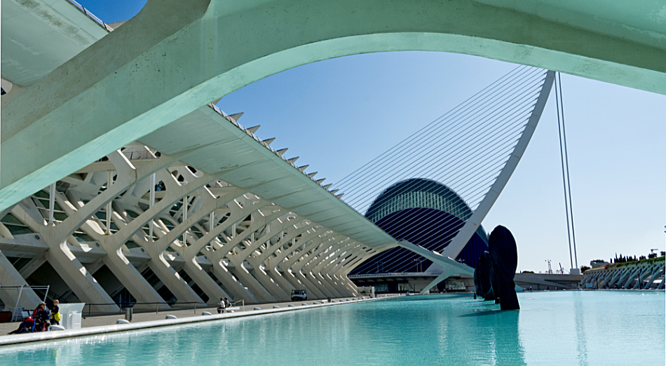 Valencia Spain Science Museum
El Museu de Ciences Principe Felipe, or the Science Museum, is a huge structure
spread over three floors